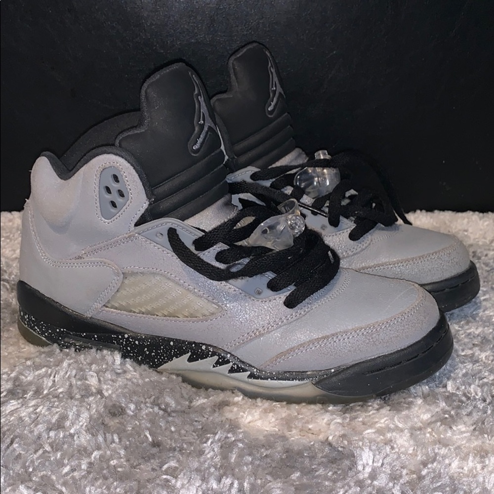 Jordan 5”wolf grey” size 7